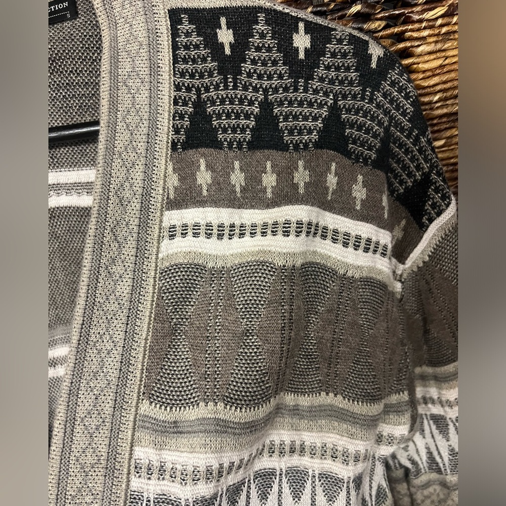 Peruvian Connection- Size: Small, Cardigan, Pre-Owned - Picture 3 of 5